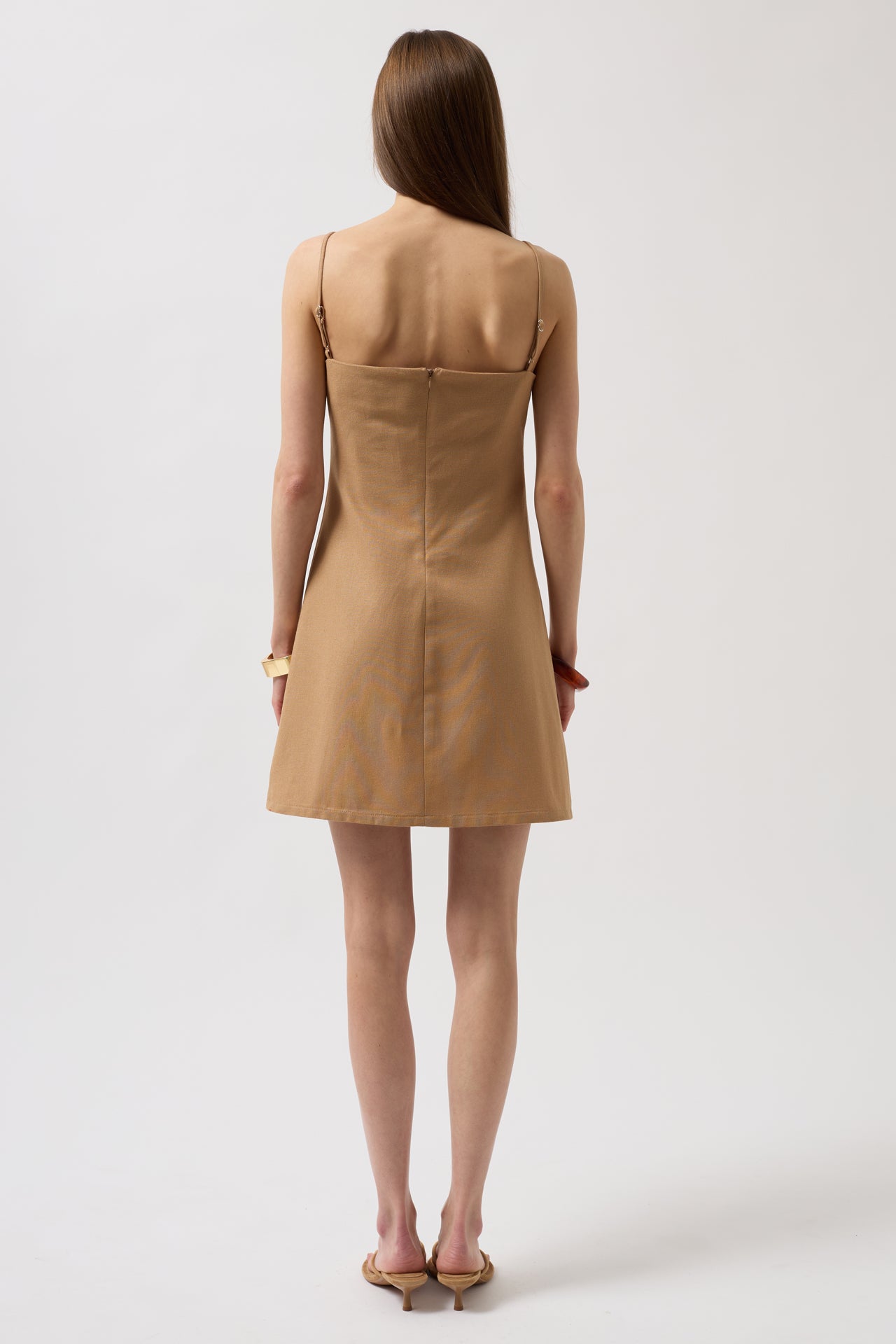 Lniana sukienka mini - ciemny bez