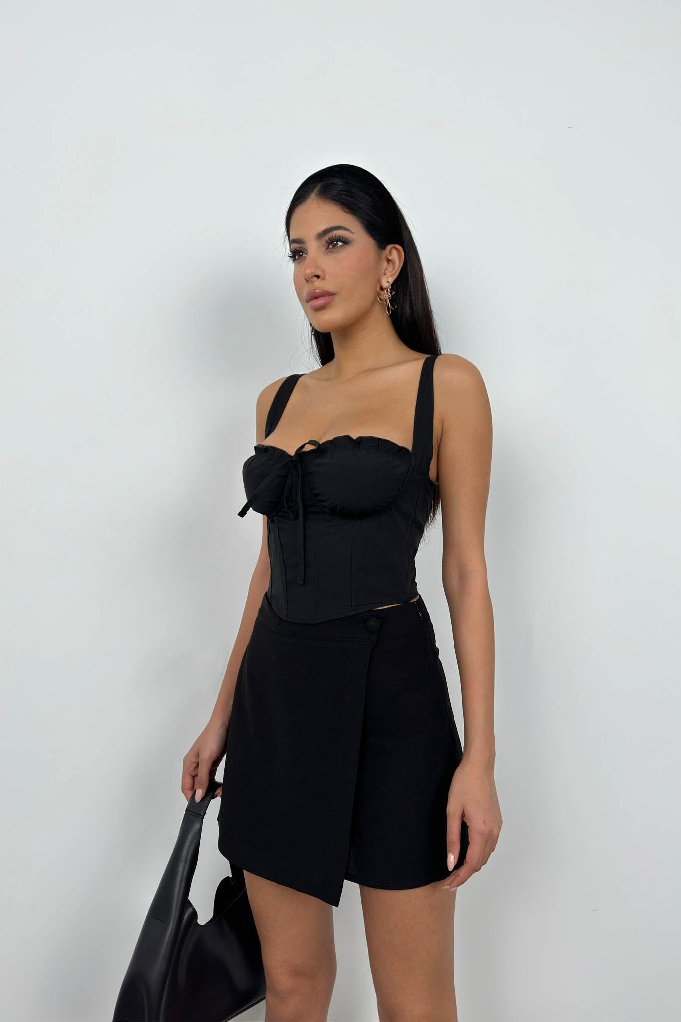 Spódniczka z zakładką - czarna