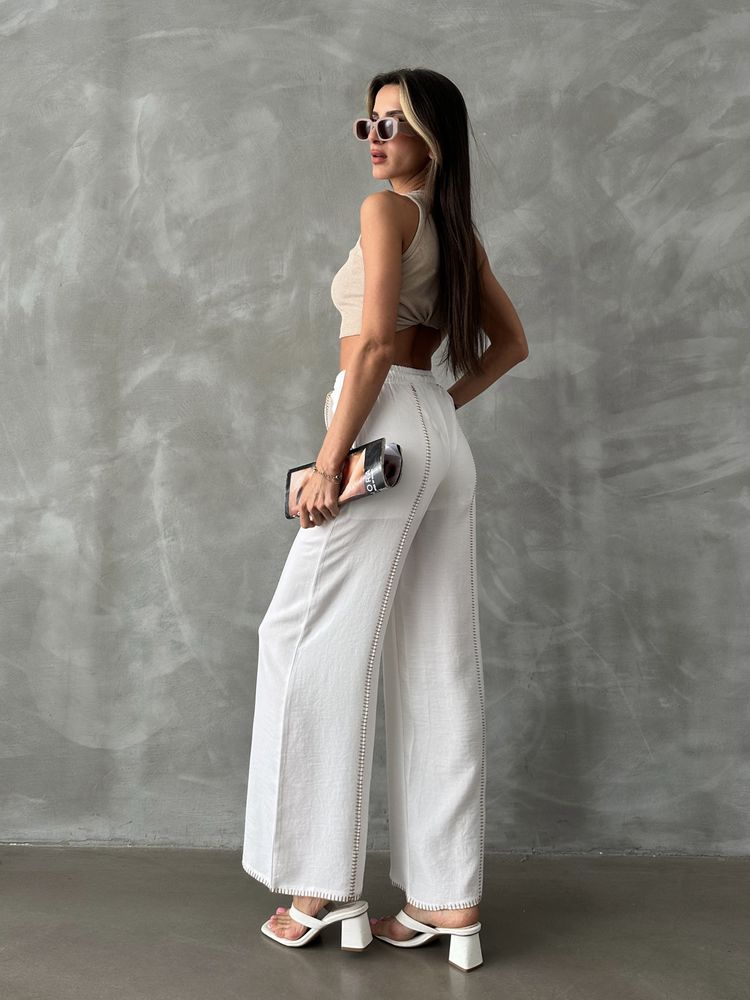 Spodnie lniane z haftem - biale