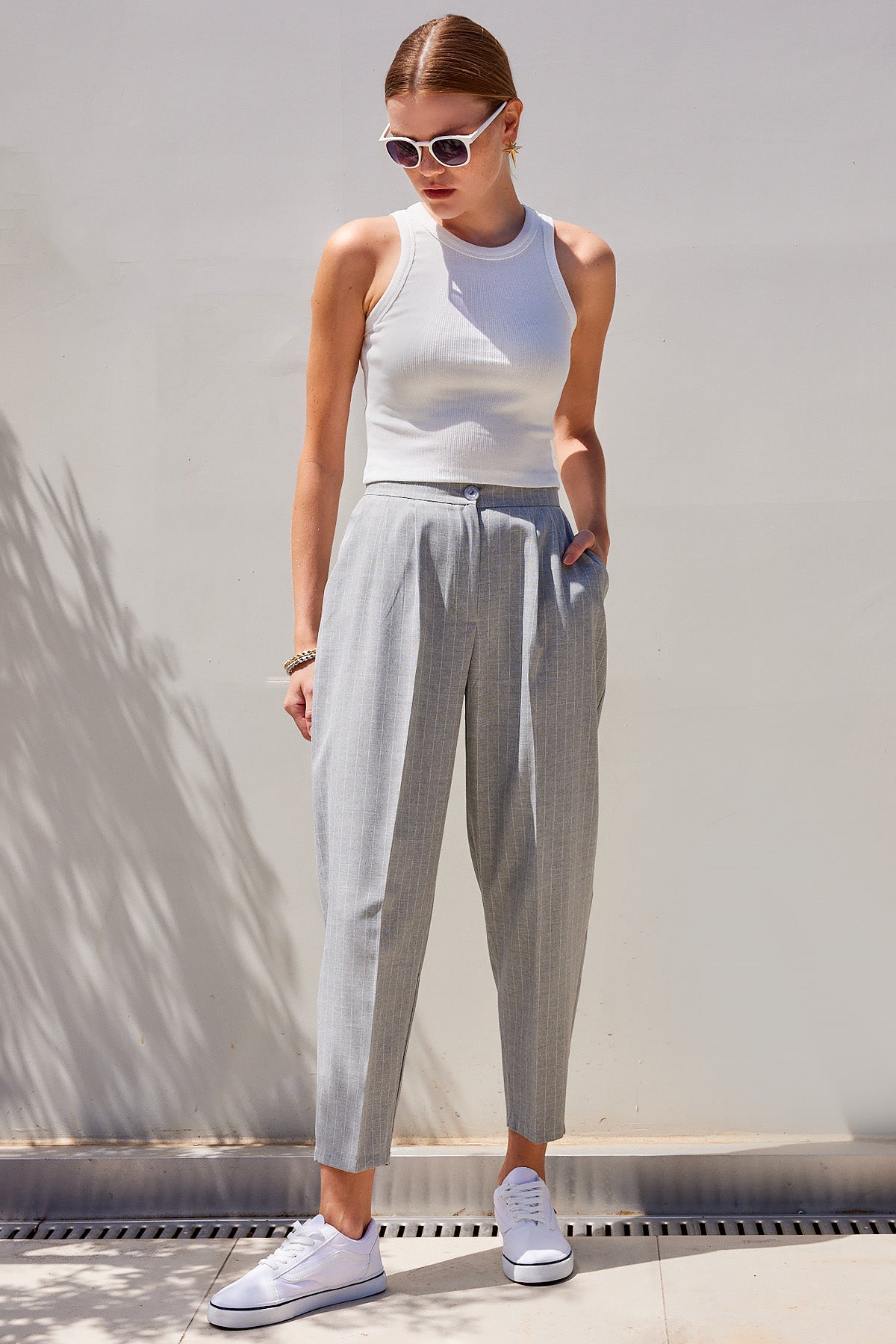 Top na ramiączkach - biały