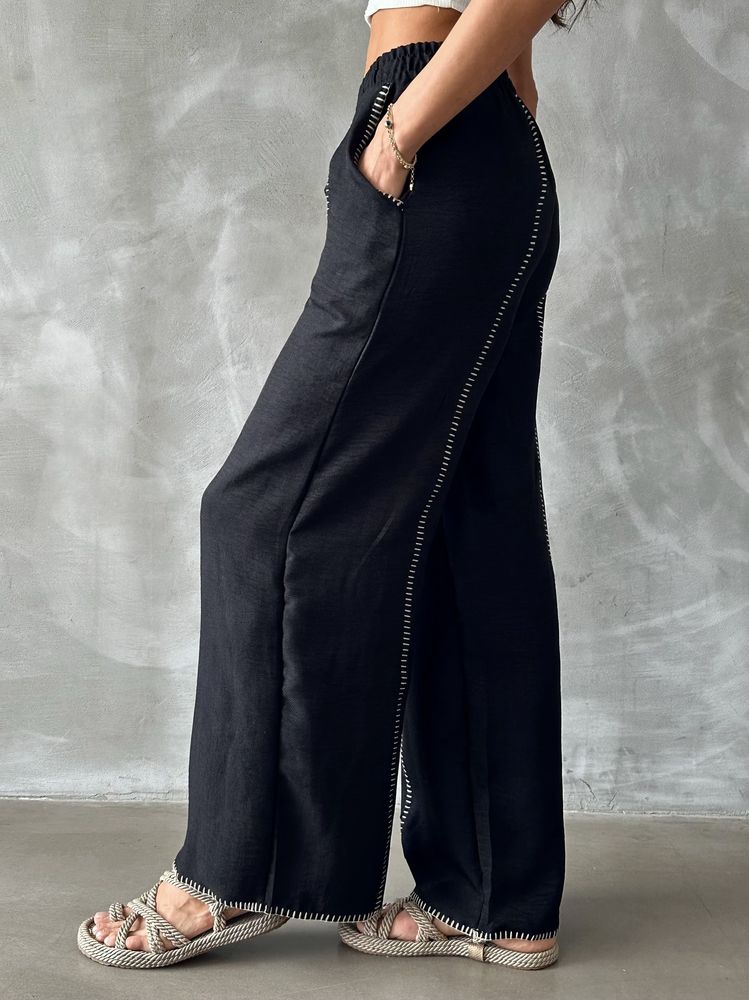 Spodnie lniane z haftem - czarne