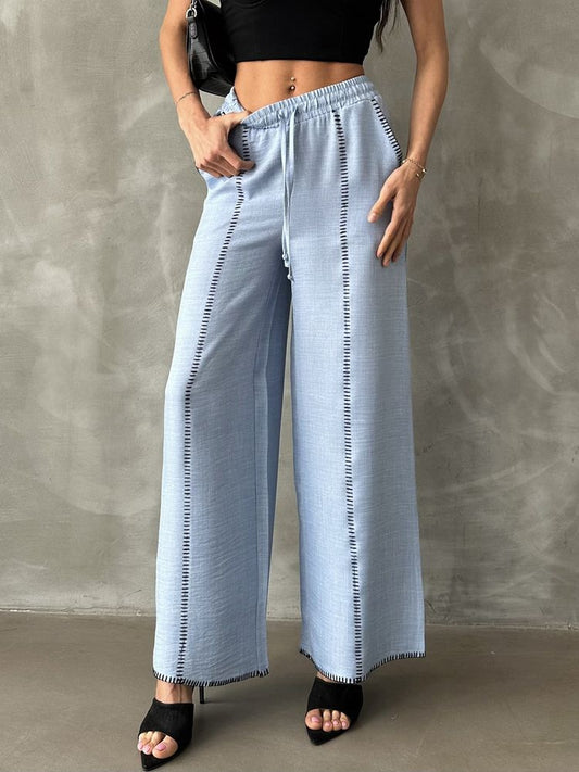 Spodnie lniane z haftem - jasny niebieski